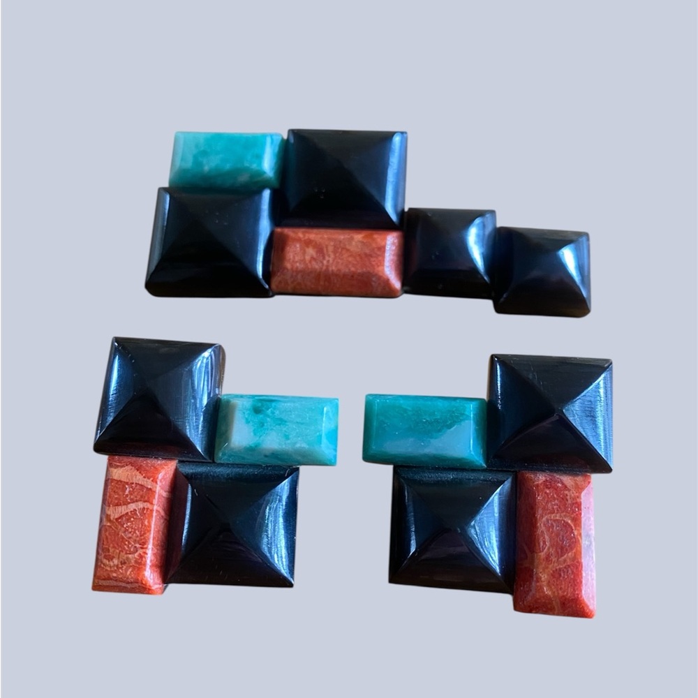 Vtg Turquoise, Black & Coral Geometric Statement Clip on Earrings and Brooch